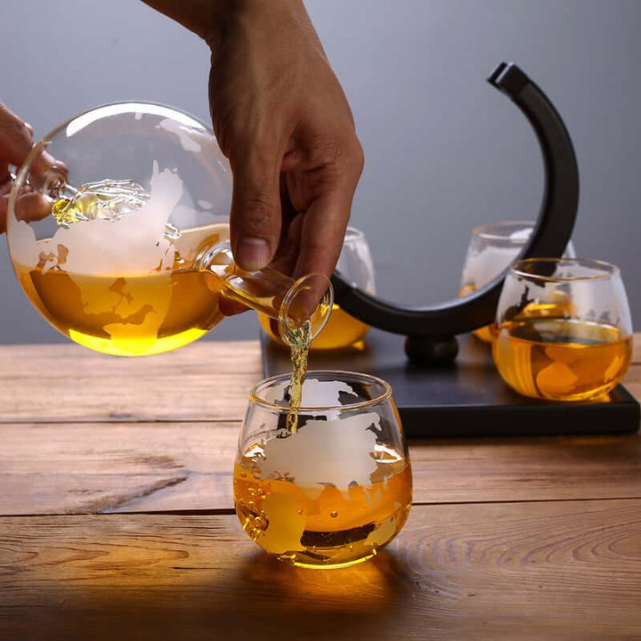 Whisky Decanter Set | Globe Decanter | Globe Decanter